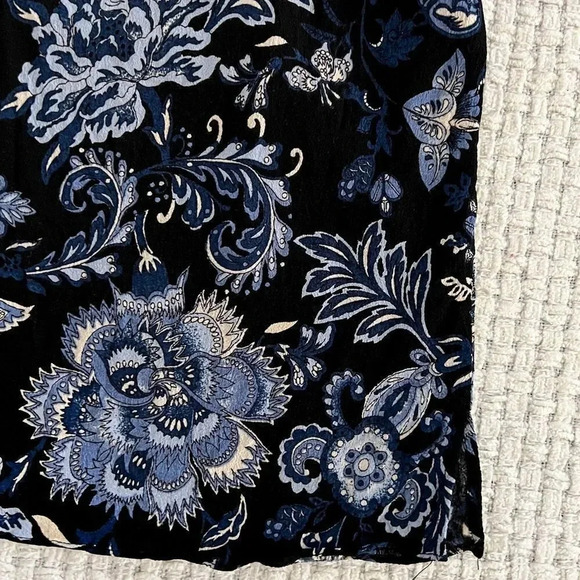 𝅺VINTAGE Paisley Print Tank Top - Picture 4 of 5